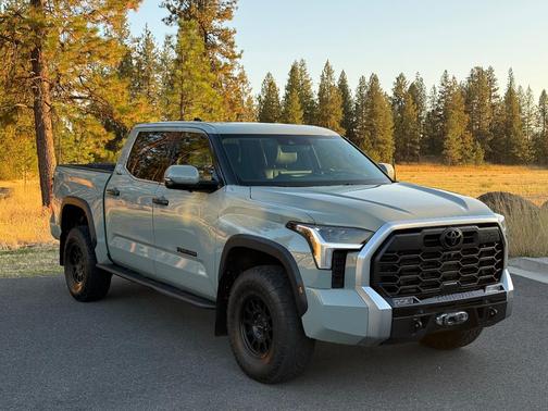 Green 2023 Toyota Tundra Limited