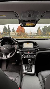 2020 Hyundai ELANTRA Limited