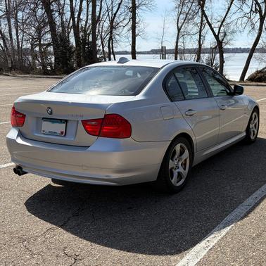 2011 BMW 328 i