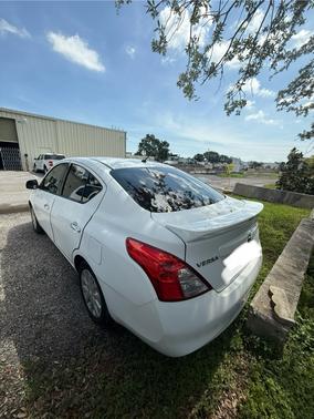 2014 Nissan Versa 1.6 SV