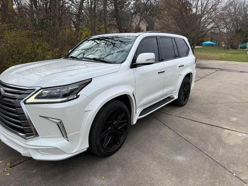 2017 Lexus LX 570 Base