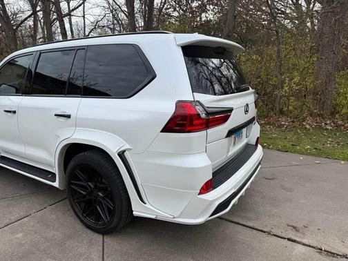 2017 Lexus LX 570 Base