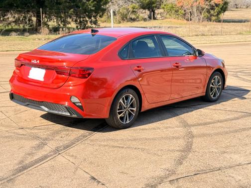 2022 Kia Forte LXS