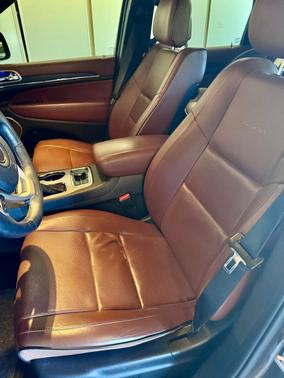 Brown 2017 Jeep Grand Cherokee Summit