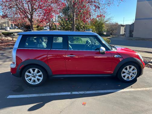 2011 MINI Cooper S Clubman Base