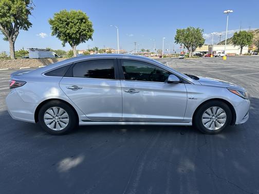 Gray 2016 Hyundai SONATA Hybrid SE