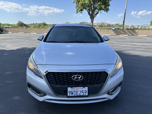 Gray 2016 Hyundai SONATA Hybrid SE