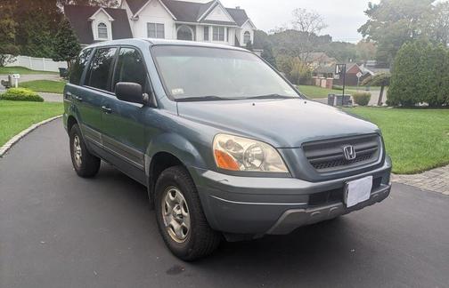 Blue 2005 Honda Pilot LX