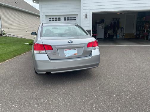 2010 Subaru Legacy 2.5 i