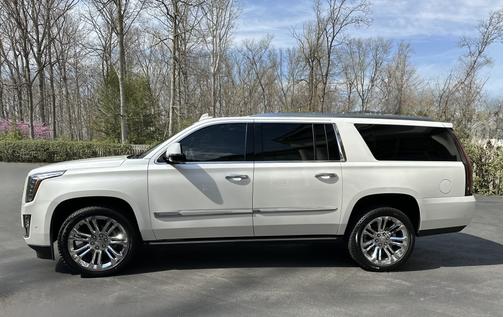2018 Cadillac Escalade ESV Platinum