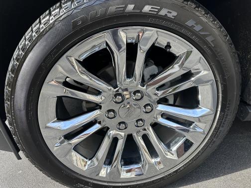 2018 Cadillac Escalade ESV Platinum