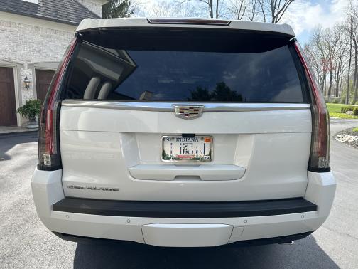 2018 Cadillac Escalade ESV Platinum