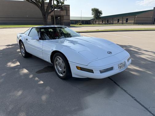White 1996 Chevrolet Corvette Base
