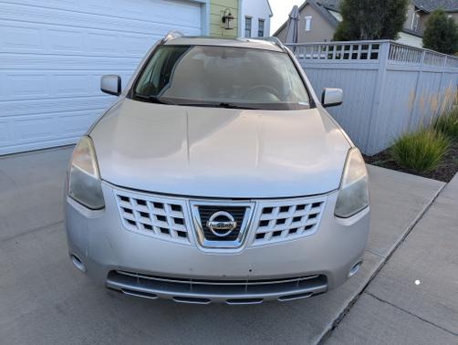 Silver 2009 Nissan Rogue SL