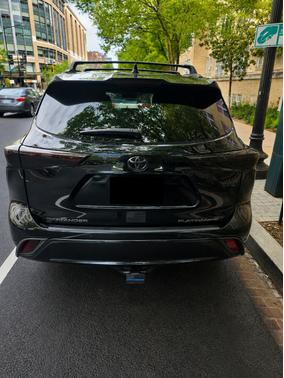 Black 2021 Toyota Highlander Platinum