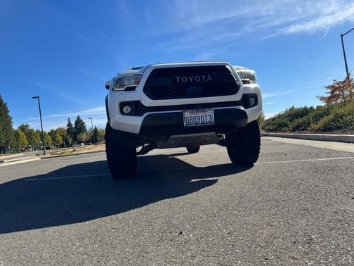 White 2018 Toyota Tacoma TRD Off Road
