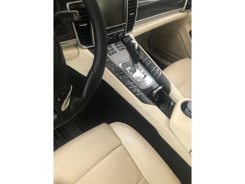 2014 Porsche Panamera Turbo Executive