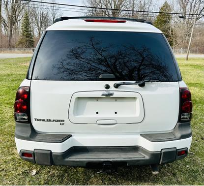 White 2005 Chevrolet TrailBlazer EXT LT