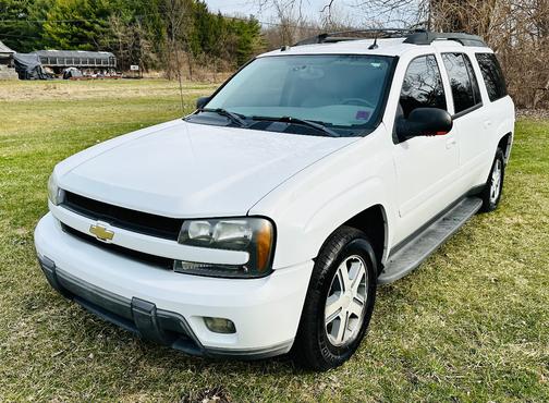 White 2005 Chevrolet TrailBlazer EXT LT