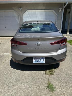 Gray 2020 Hyundai ELANTRA SEL