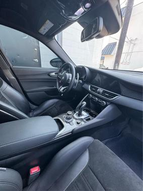 Black 2022 Alfa Romeo Giulia Quadrifoglio