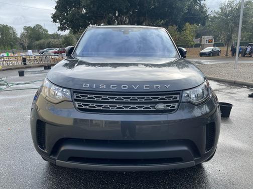 2018 Land Rover Discovery SE