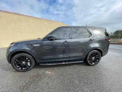 2018 Land Rover Discovery SE