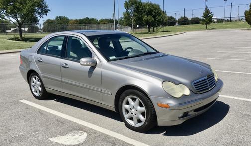 2004 Mercedes-Benz C-Class C240
