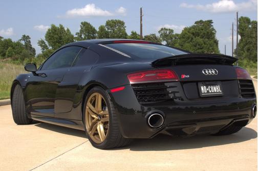 Black 2014 Audi R8 5.2