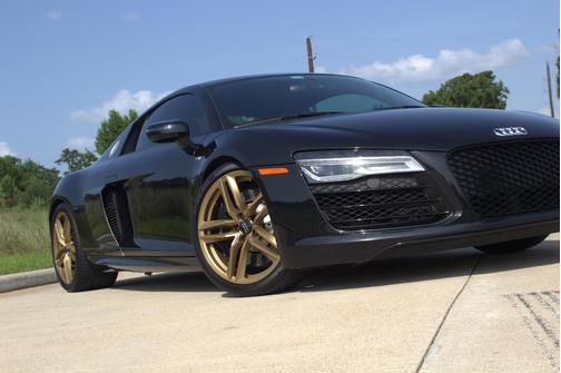 Black 2014 Audi R8 5.2