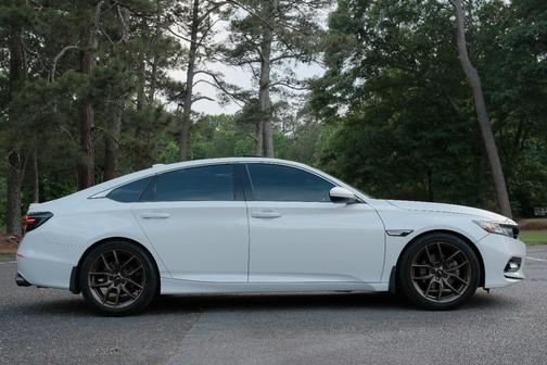White 2019 Honda Accord Sport 2.0T