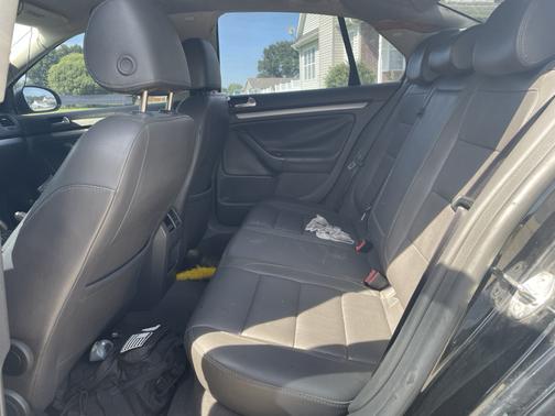 Black 2006 Volkswagen Jetta TDI