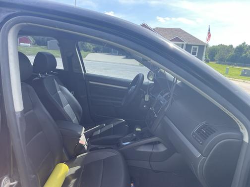 Black 2006 Volkswagen Jetta TDI