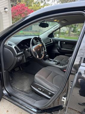 2016 GMC Acadia SLE-2