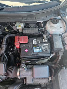 White 2019 Nissan Kicks SV