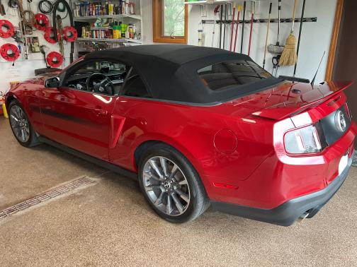 2011 Ford Mustang GT Premium