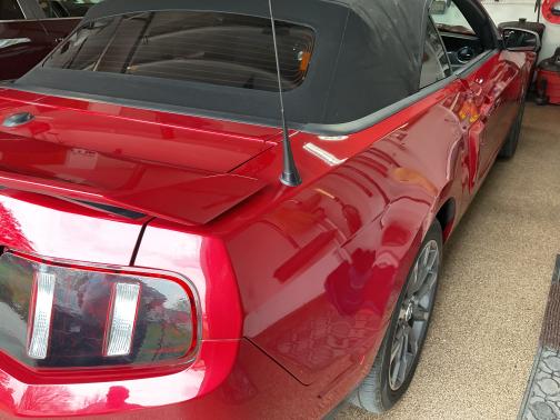 2011 Ford Mustang GT Premium