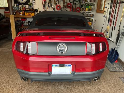 2011 Ford Mustang GT Premium