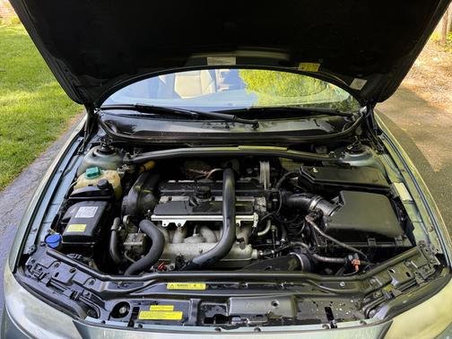 2005 Volvo S60 2.5T