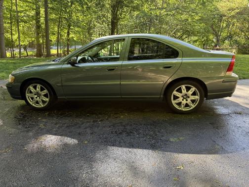 2005 Volvo S60 2.5T