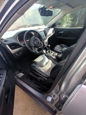 Gray 2014 Jeep Cherokee Latitude