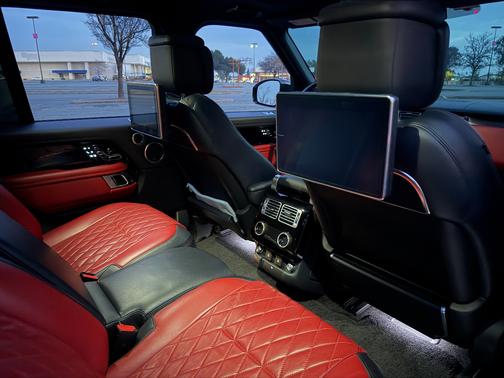 White 2020 Land Rover Range Rover SV Autobiography Dynamic SWB