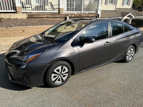 2017 Toyota Prius Four