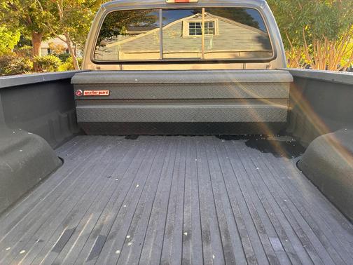 Gray 2004 Ford F-250 XLT SuperCab Super Duty