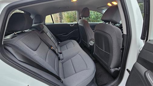 2020 Hyundai IONIQ Plug-In Hybrid SEL