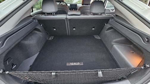 2020 Hyundai IONIQ Plug-In Hybrid SEL