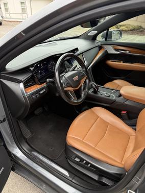 2020 Cadillac XT5 Premium Luxury