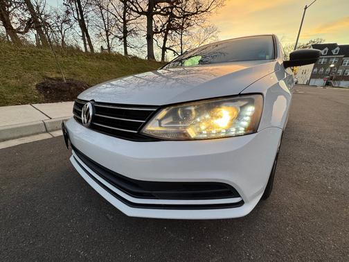 2015 Volkswagen Jetta 1.8T SE