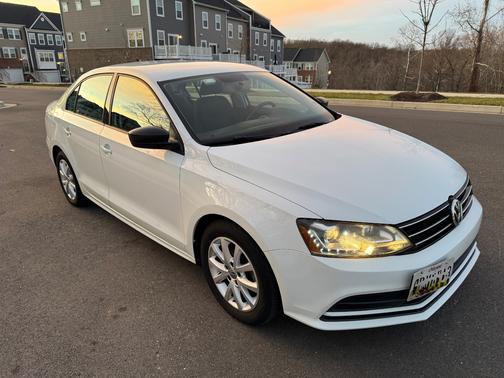2015 Volkswagen Jetta 1.8T SE