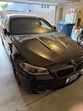Black 2015 BMW 550 i